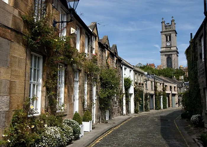 Lovely Mews Apartment In Circus Lane Near Car Park